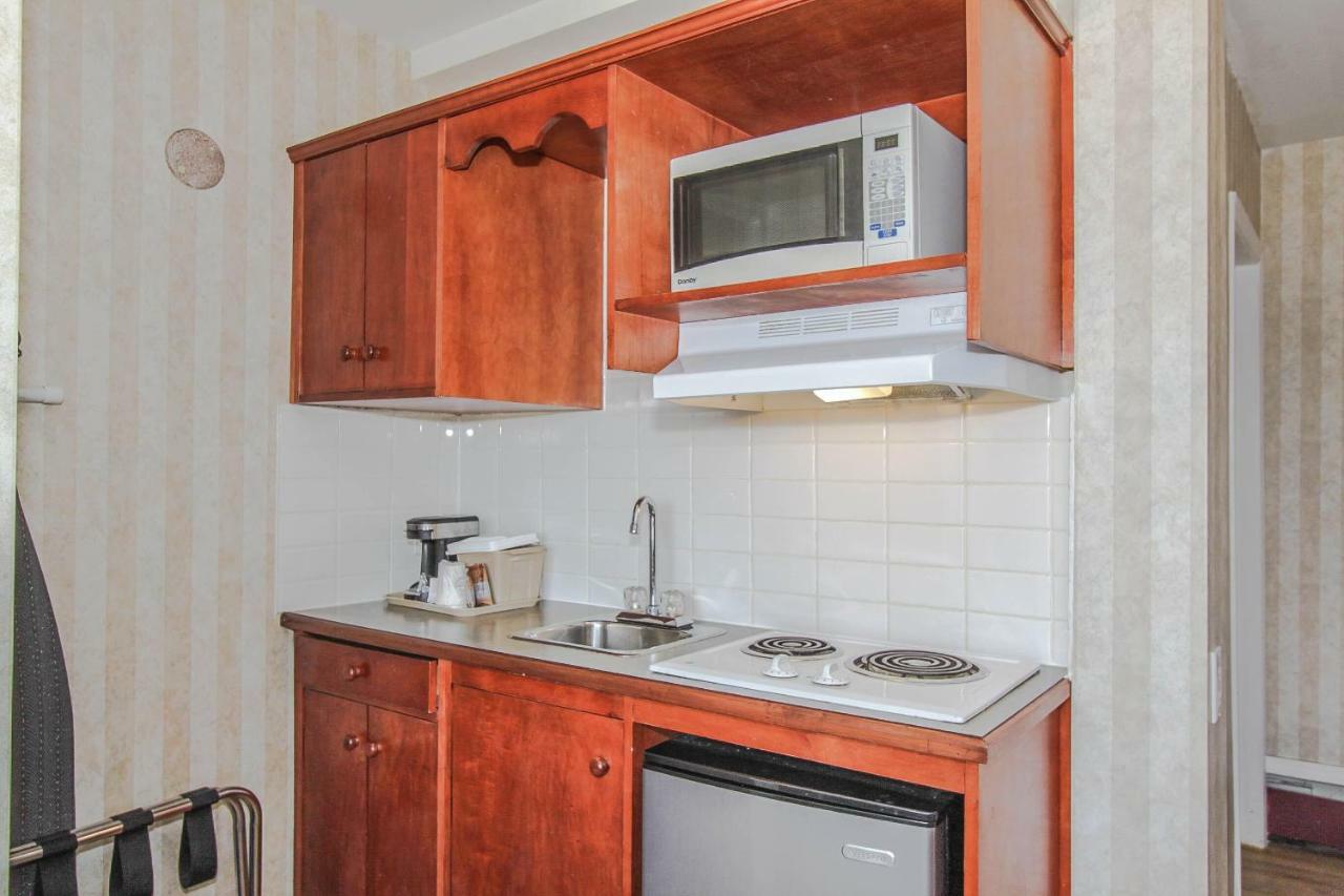 HOWARD JOHNSON EXPRESS INN CALGARY                